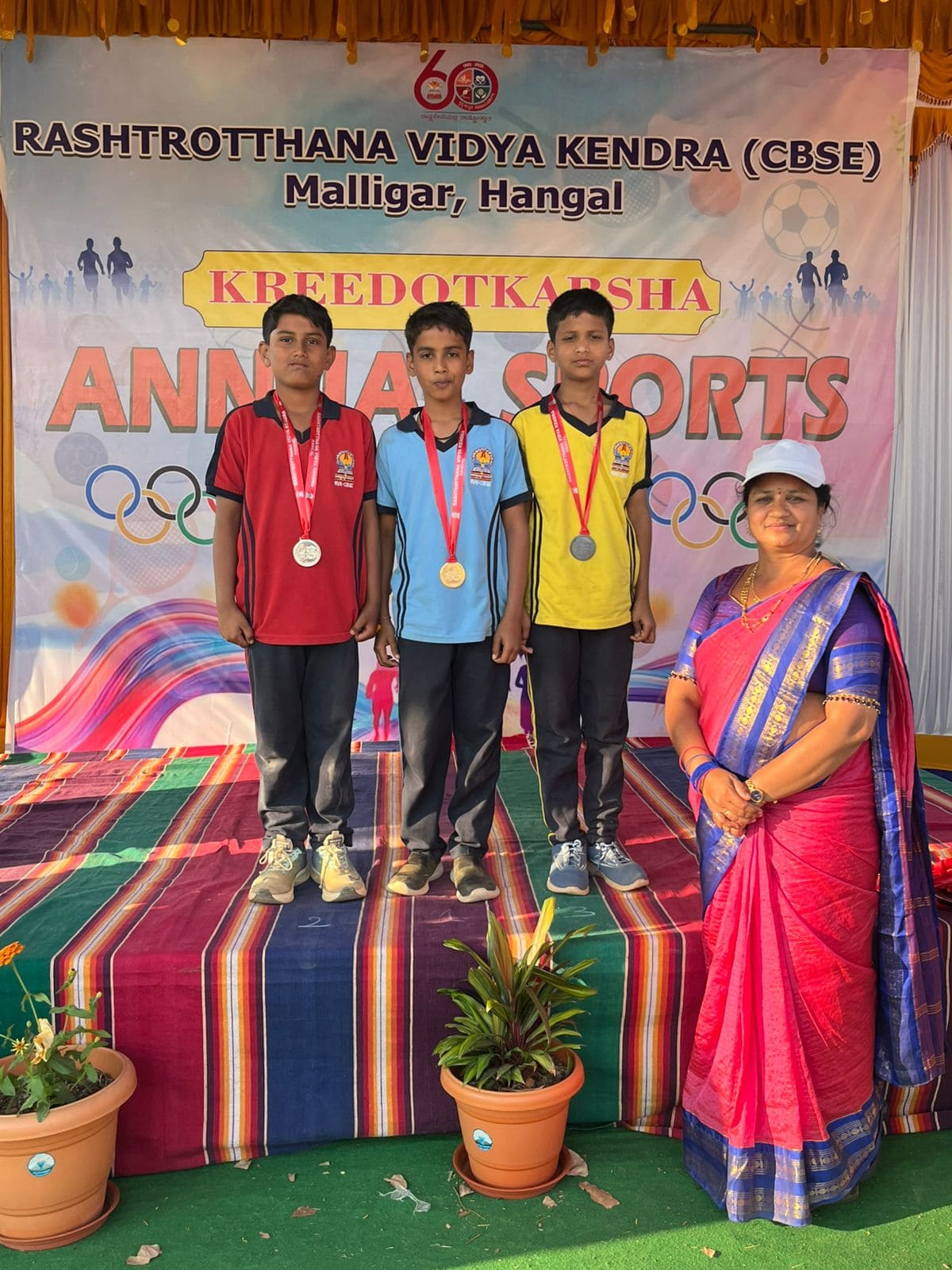 The Annual Sports Meet ‘Kreedotkarsha’ in RVK – Hangal (55)
