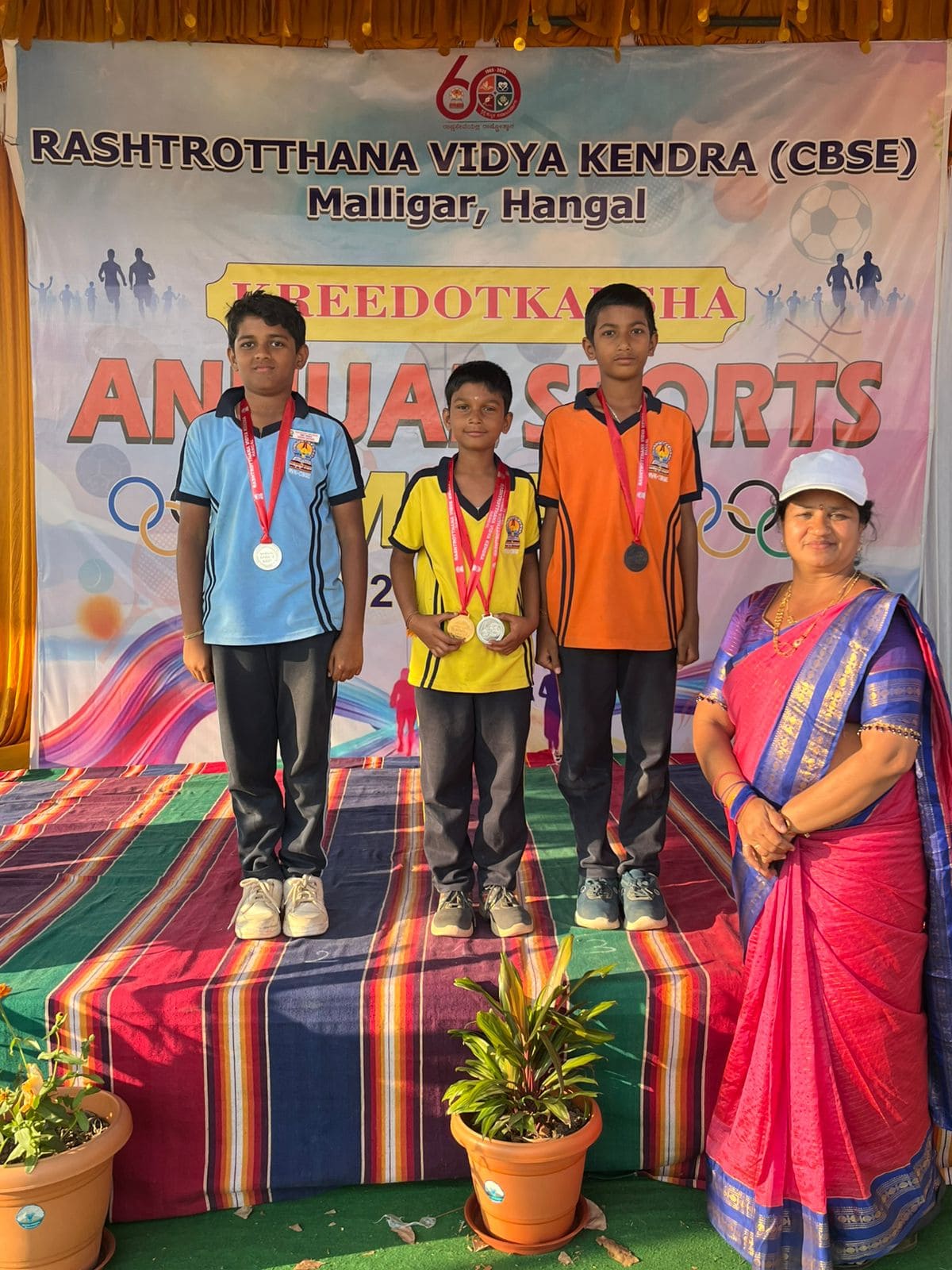The Annual Sports Meet ‘Kreedotkarsha’ in RVK – Hangal (56)