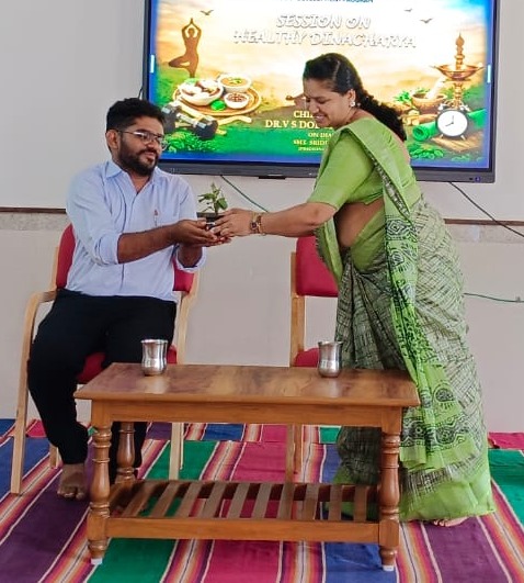RVK – Hangal Conducted SDP on Health and Dinacharya (1)