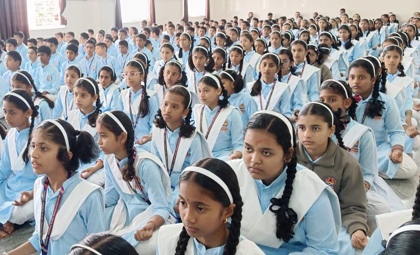 Guru Purnima Celebrated with Devotion at RVK - Hangal (6)