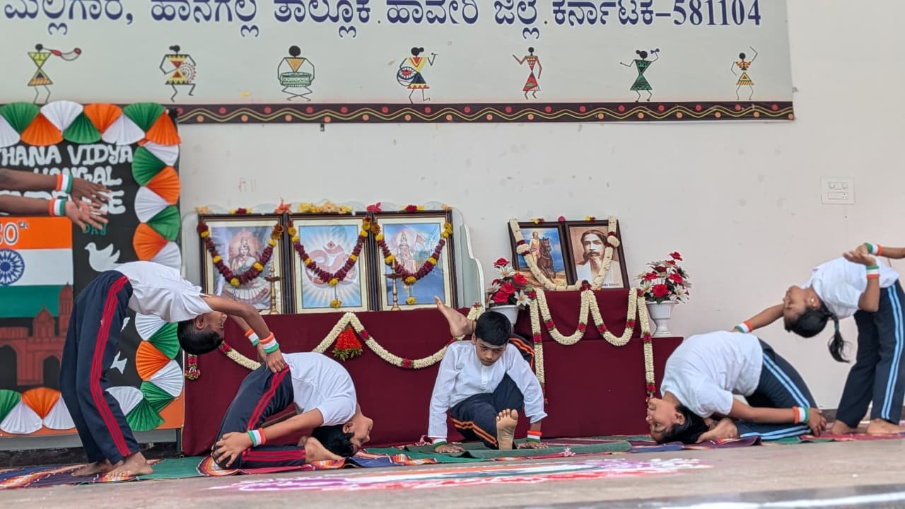RVK - Hangal Celebrates 80th Independence Day (12)