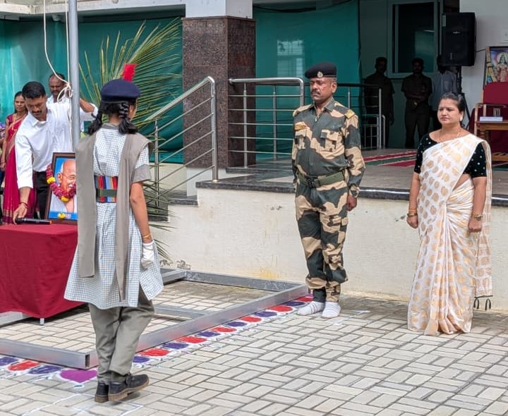 RVK - Hangal Celebrates 80th Independence Day (4)