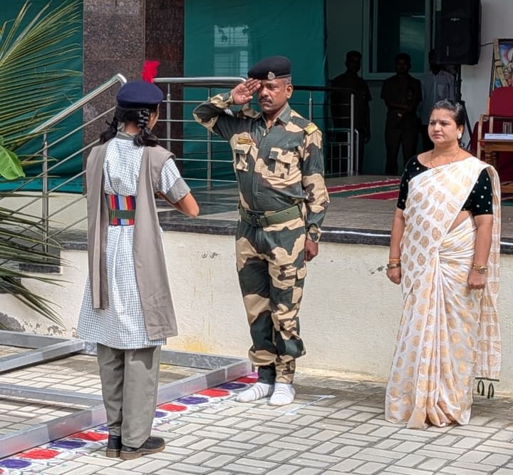 RVK - Hangal Celebrates 80th Independence Day (5)
