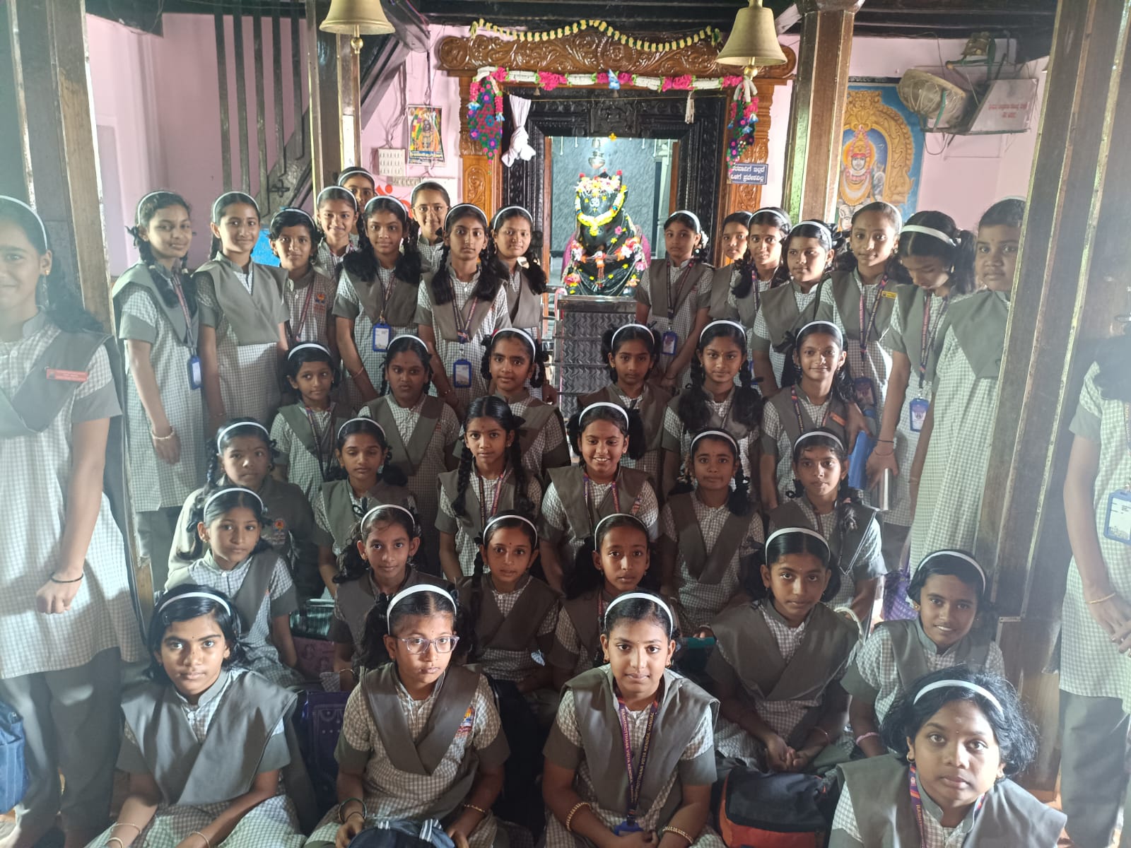 Spiritual and Educational Field Trip Organised by RVK - Hangal (3)