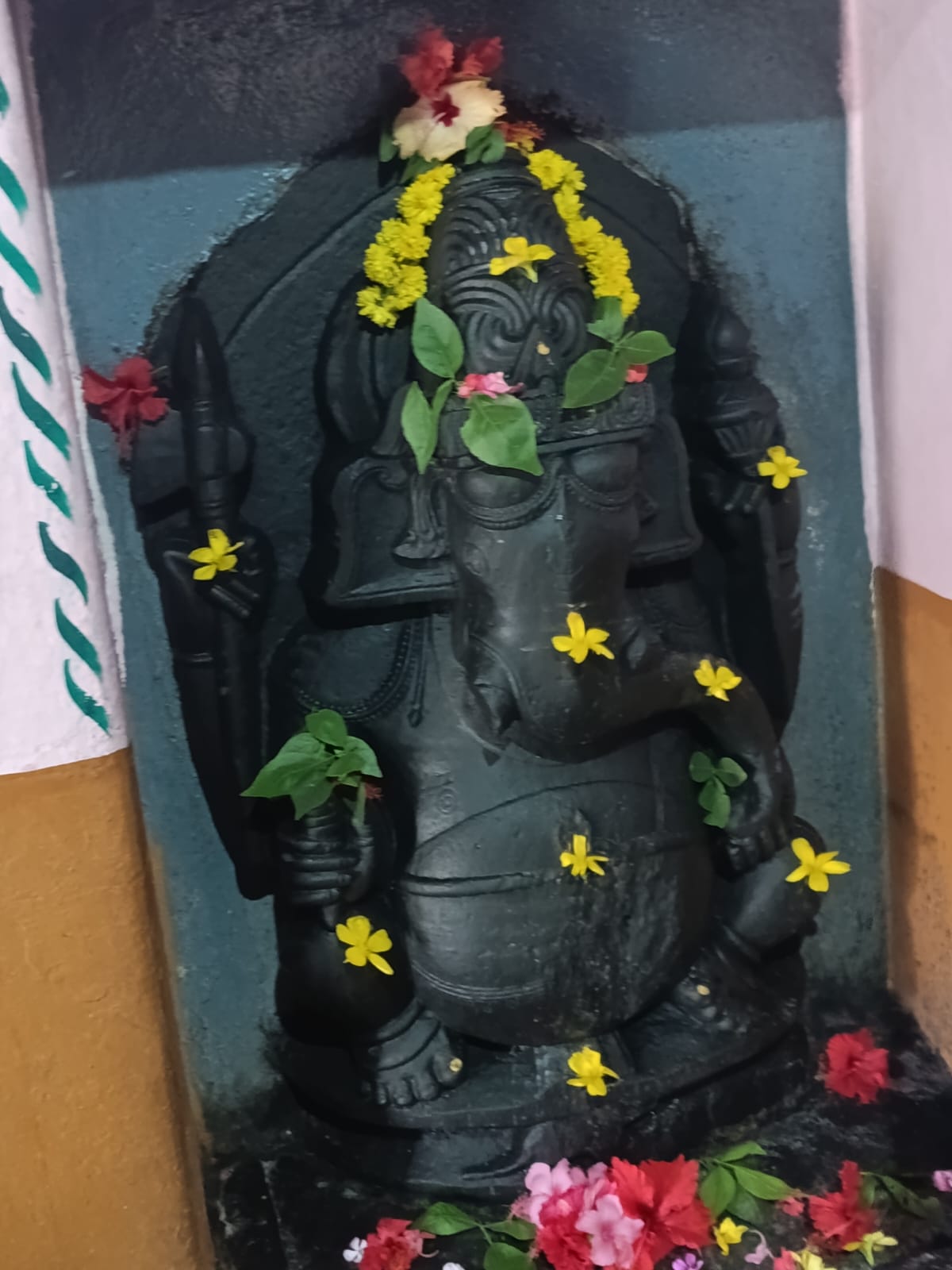 Spiritual and Educational Field Trip Organised by RVK - Hangal (8)