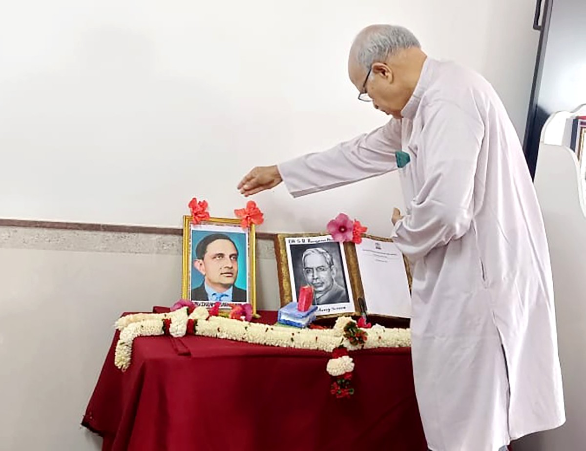 Vikram Sarabhai Jayanti and National Librarian Day Celebrated at RVK - Hangal (4)