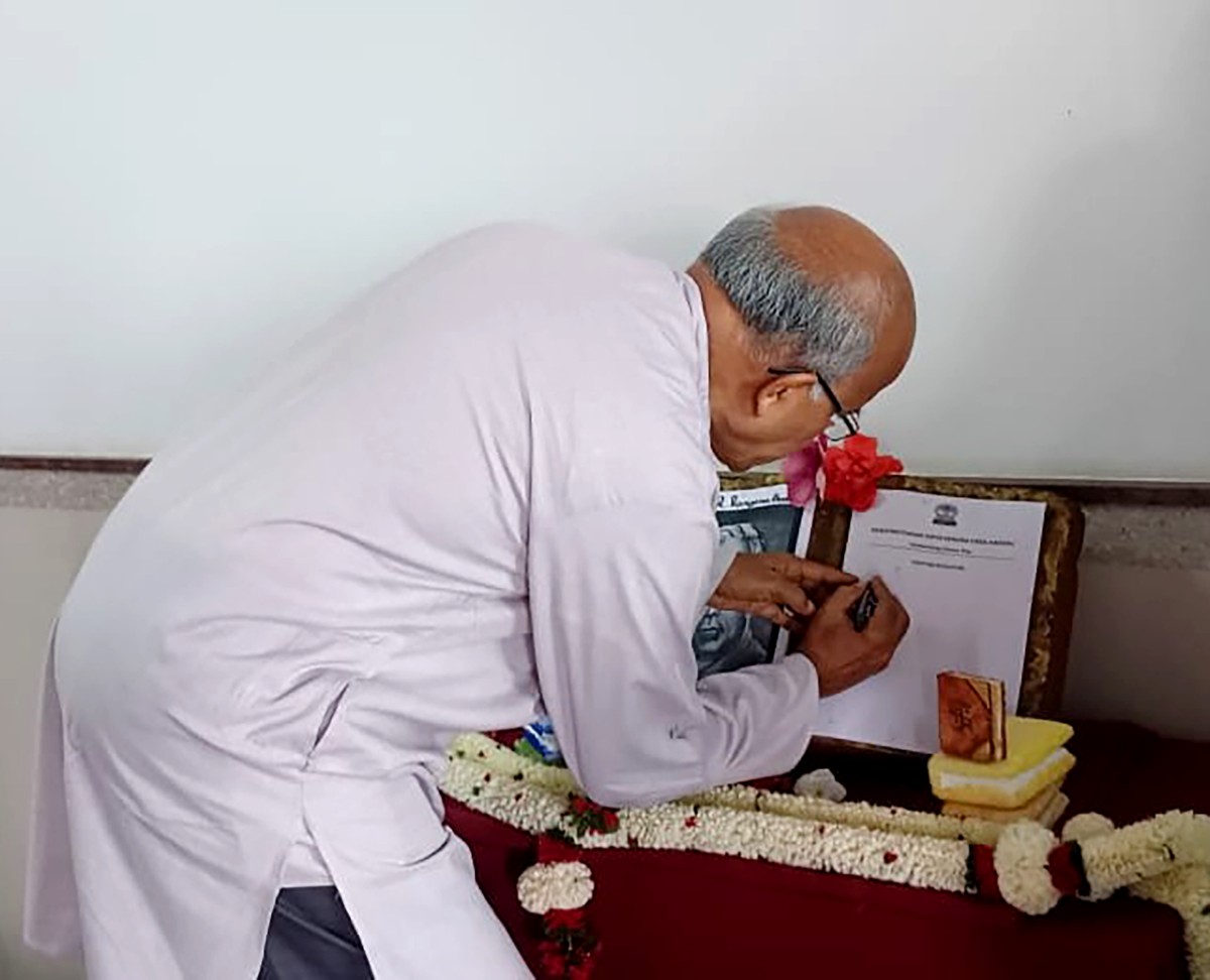 Vikram Sarabhai Jayanti and National Librarian Day Celebrated at RVK - Hangal (6)